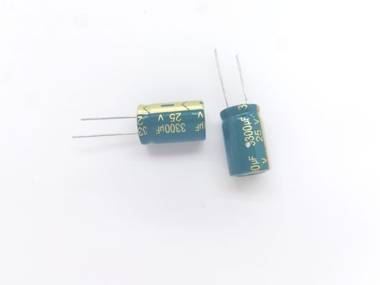 المكثف الكهربائي من الألومنيوم عالي التردد 10 فولت 0.1UF ~ 10000UF -40.C إلى 105.C 3000 ساعة الحياة M5/M6 المحطة