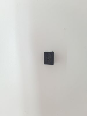 MOV Varistor سطح جهاز تركيب -40 125 تخزين 0.1J - 4J تقييم الطاقة متوافق مع RoHS