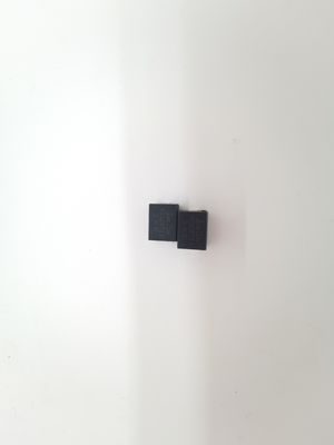 من خلال ثقب أكسيد المعدن MOV 3225K621 أكسيد المعدن Varistor القصدير المطلي الإنهاء متوافق مع RoHS